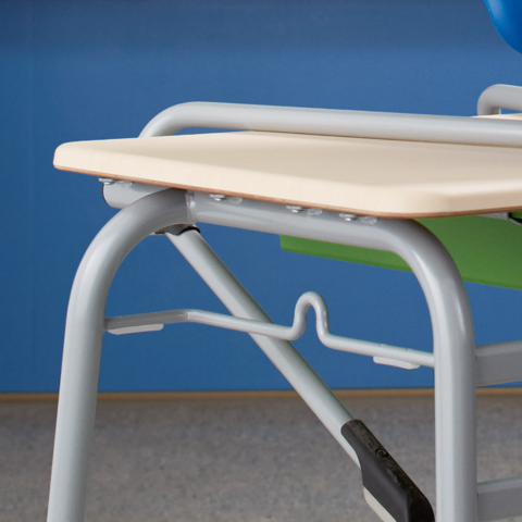 lernmoebel-schultisch Nahaufnahme eines Schultisches